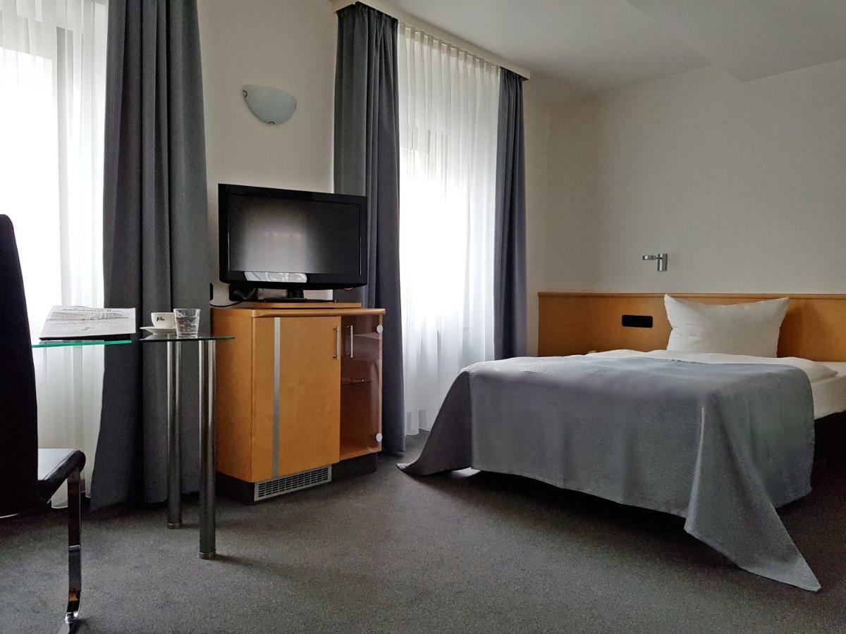 Hotel Ross Schweinfurt Exterior foto